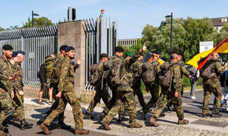 Re: Heimatschutz - Soldaten aus der Mitte der Gesellschaft