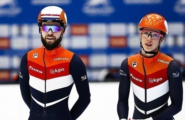Spektakel op de shorttrackbaan
