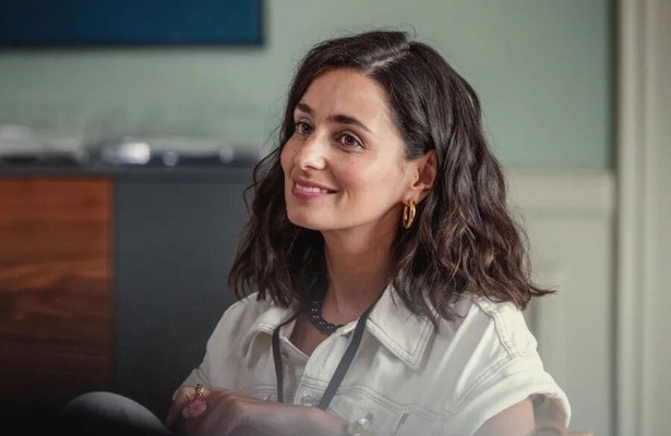 Serena Manteghi in The Diplomat