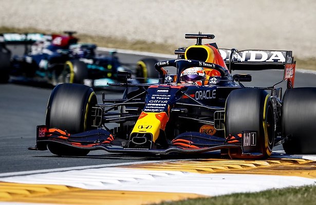 Max Verstappen, Lewis Hamilton