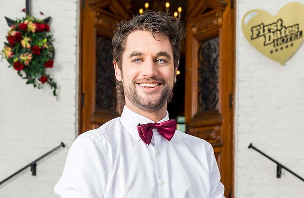 Barman Victor droomt over deelname Expeditie Robinson