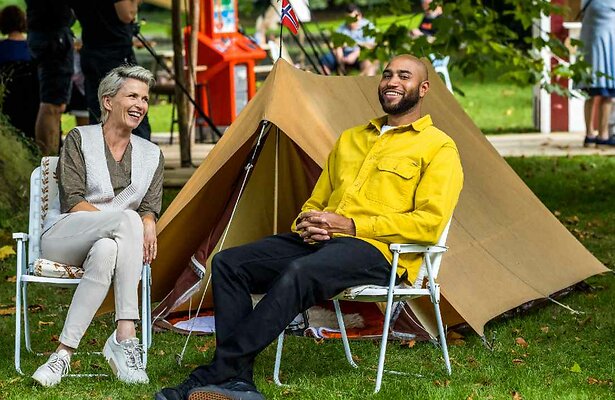 Anita Witzier en Edson da Graça in Festival van de Liefde