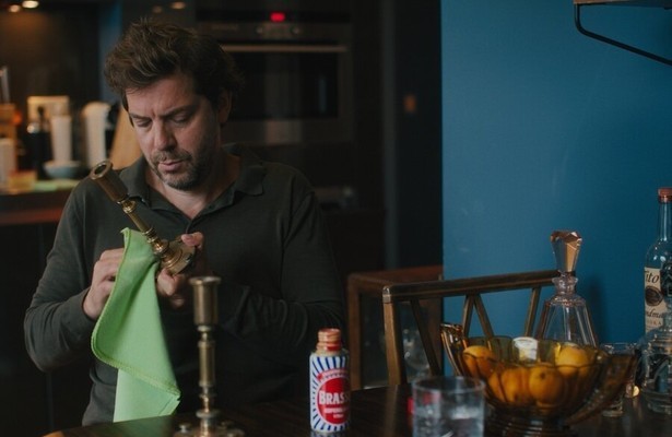 Ramsey Nasr in Dr. Nasrs Wunderkammer