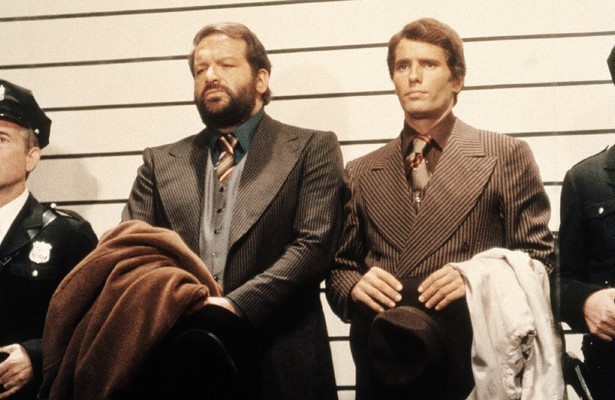 Bud Spencer en Giuliano Gemma in Blauwe Bonen voor Twee Binken (Even Angels Eat Beans)