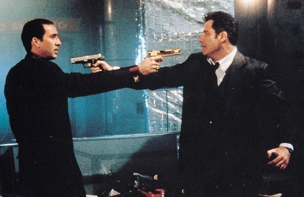 Nicolas Cage en John Travolta in Face/Off
