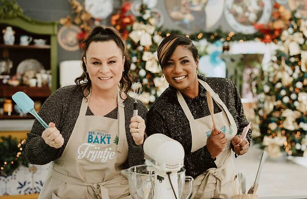 Trijntje Oosterhuis en Edsilia Rombley voor Heel Holland Bakt Kerst