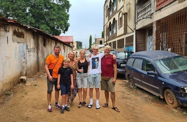 Ik Vertrek: Even Weg