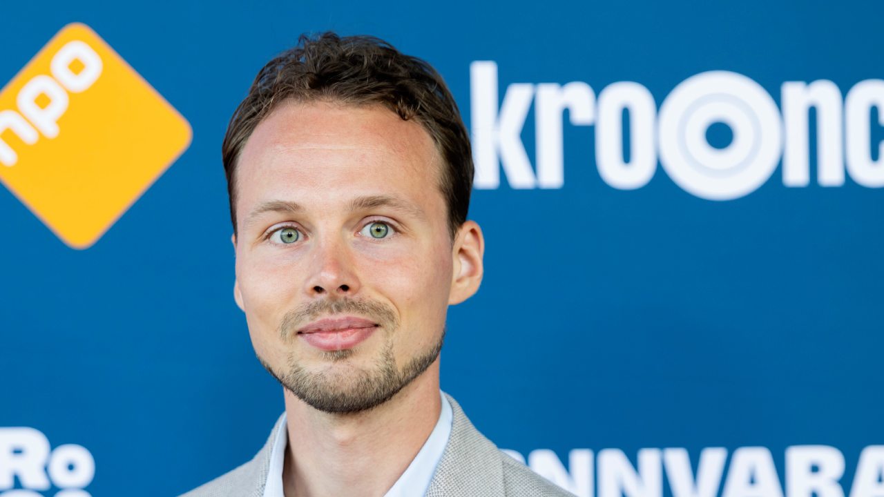 Israel van Dorsten uit Ruinerwold krijgt eigen programma: 'Klinkt als een Sekte'