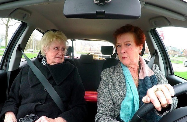 Cornald Maas volgt Loes Luca in Volle zalen