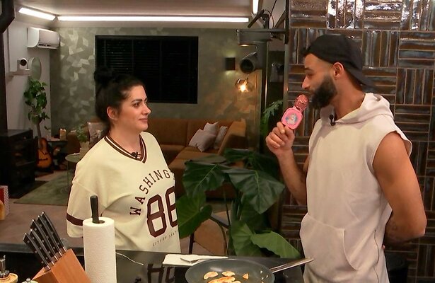 Ammar en Tatevik in Lang Leve de Liefde