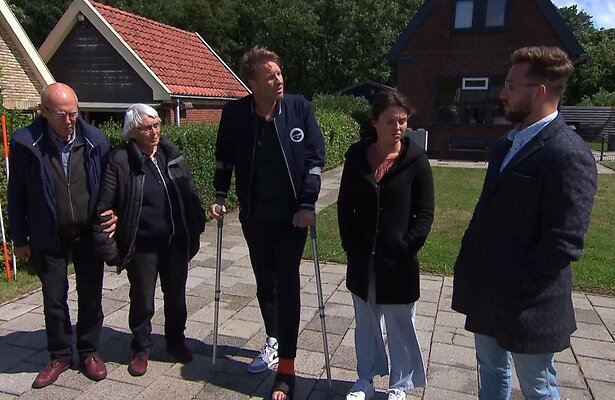 Boze buren met Viktor Brand.