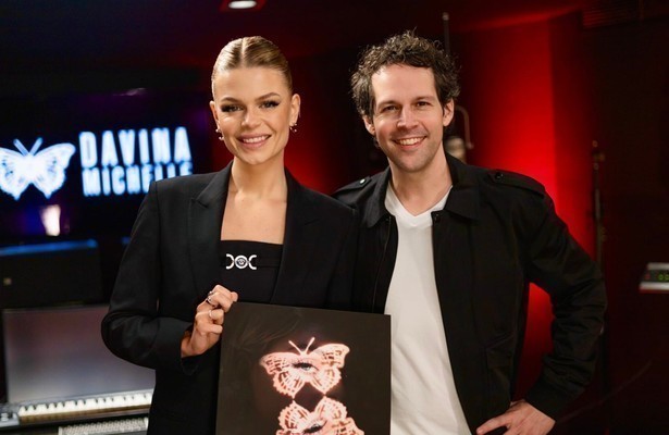 Davina Michelle en Victor Mids voor Mindf*ck