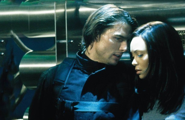 Tom Cruise en Thandie Newton in Mission: Impossible II
