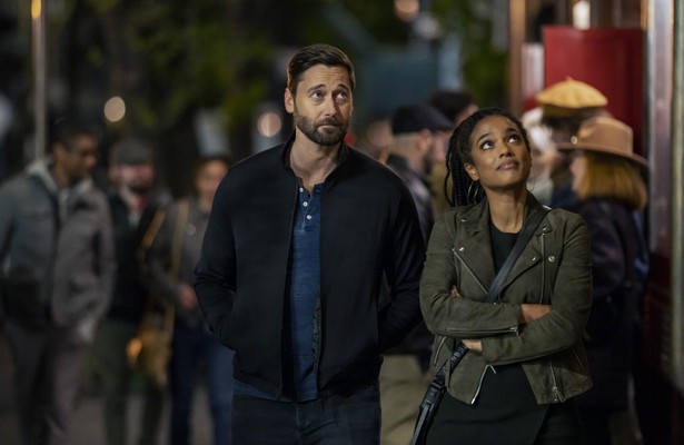 Ryan Eggold en Freema Agyeman
