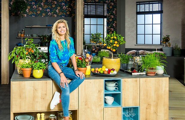 Nicolette van Dam geconfronteerd met haar vitiligo.