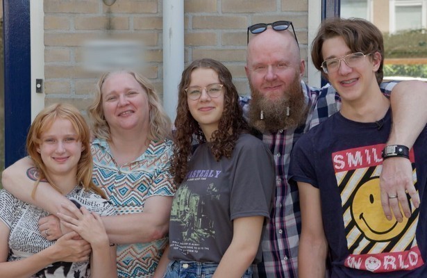 Familie Blom in Steenrijk, Straatarm