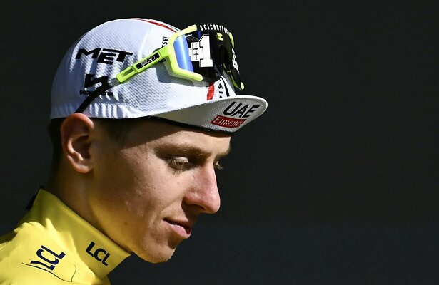 Tadej Pogacar tijdens Tour de France 2024