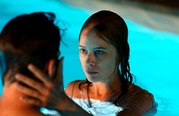 Paula Beer als Undine