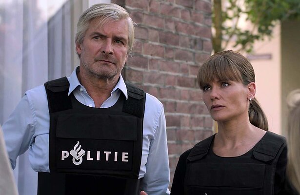 Victor Reinier als Floris Wolfs en Angela Schijf als Eva van Dongen in Flikken Maastricht