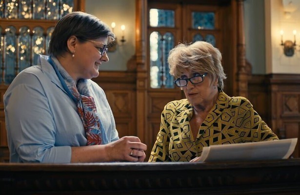 Jenny Arean in Verborgen Verleden