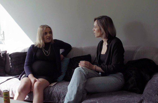 Nienke Plas in Vier Handen op één Buik