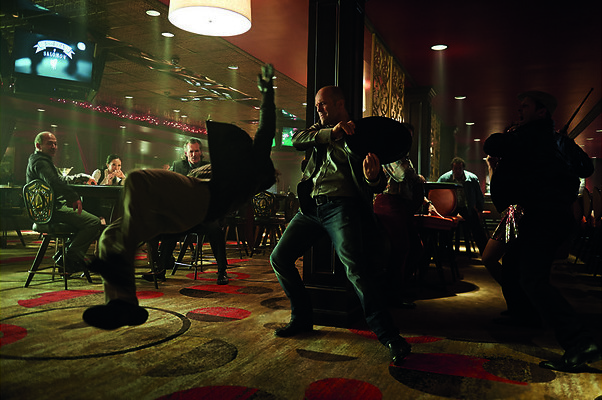 Jason Statham knokt met de maffia