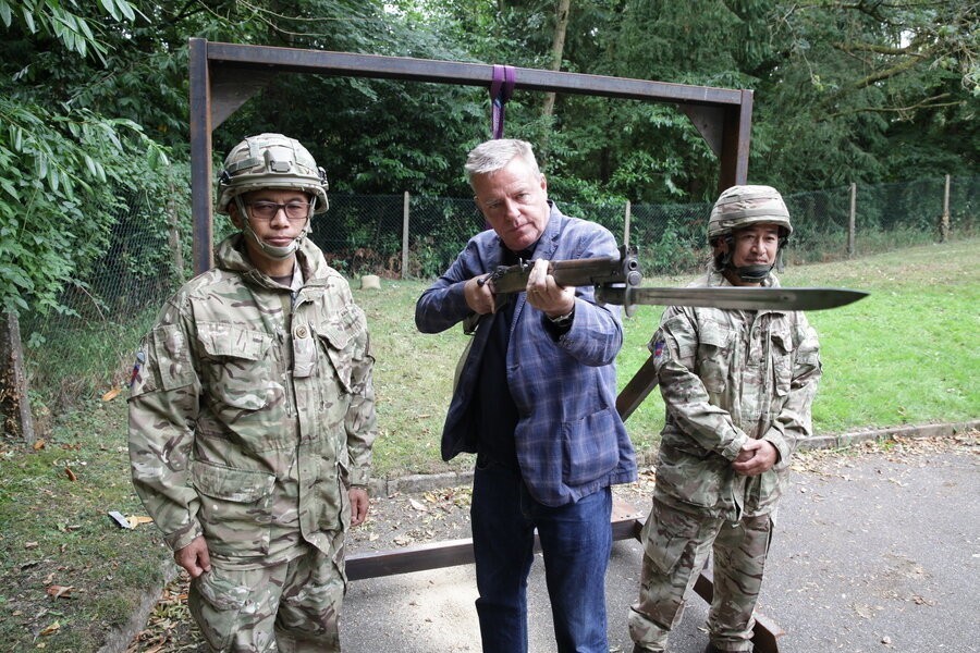 WW2 Treasure Hunters