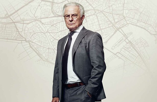 Huub Stapel voor Flikken Rotterdam