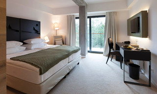 100 day hotel challenge