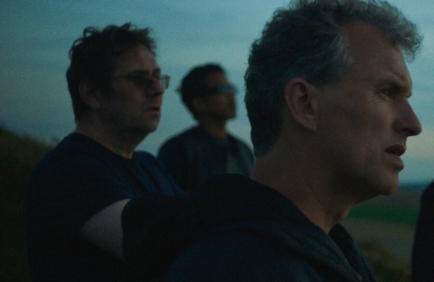 Vier Vrienden Op Een Platte Aarde