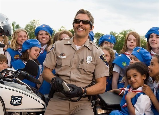 Jessica Biel heeft een spijker in haar hoofd