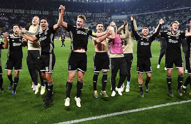 De TV van gisteren: Fantastisch Ajax bezorgt Veronica nieuw record