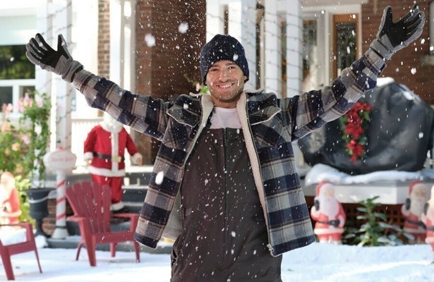 Julian Morris in A Royal Queens Christmas