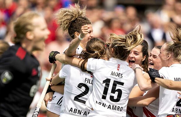 Amsterdam tijdens Hoofdklasse Hockey