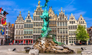 Antwerpen - Modemacher und Meistermaler