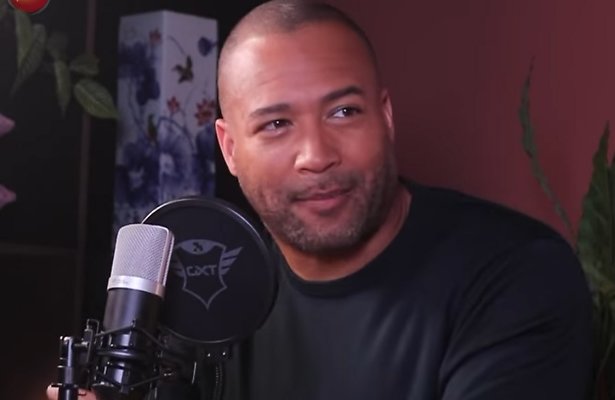 Nina of Sjors? Everon Jackson Hooi moet kiezen