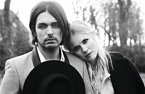 Ilse DeLange heeft nog steeds een hekel aan Waylon 