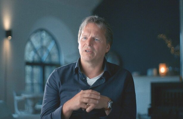 Camille van Gestel in Het Mondkapjesgoud