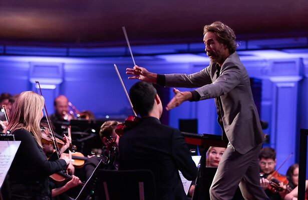 Chris Zegers in Maestro