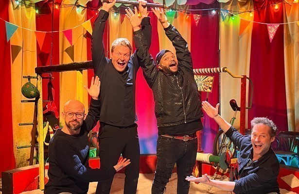 Mathias en Staf Coppens, Thomas Berge en Brace voor Code van Coppens