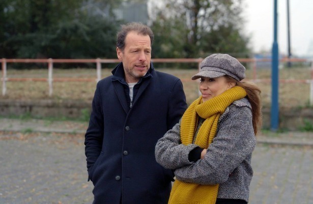 Herman van der Zandt en Fidan Ekiz in De Reünie