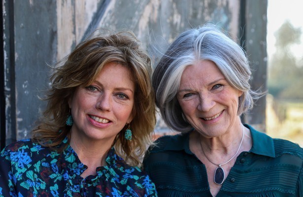 Lenny Kuhr en Annemiek Schrijver