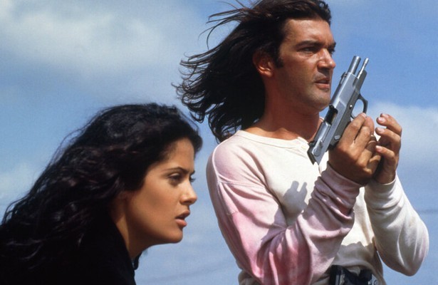 Antonio Banderas als schietende gitarist