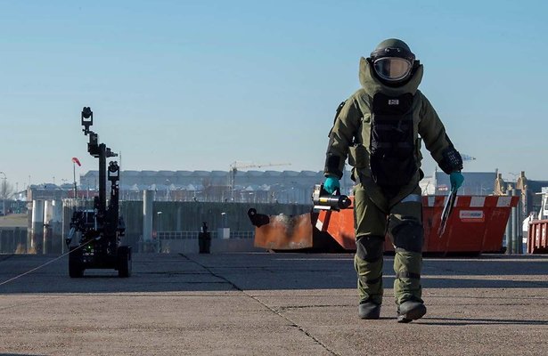Het werk van de Explosieven Opruimingsdienst Defensie
