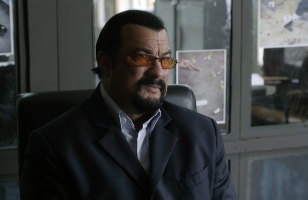 Steven Seagal in End of a Gun