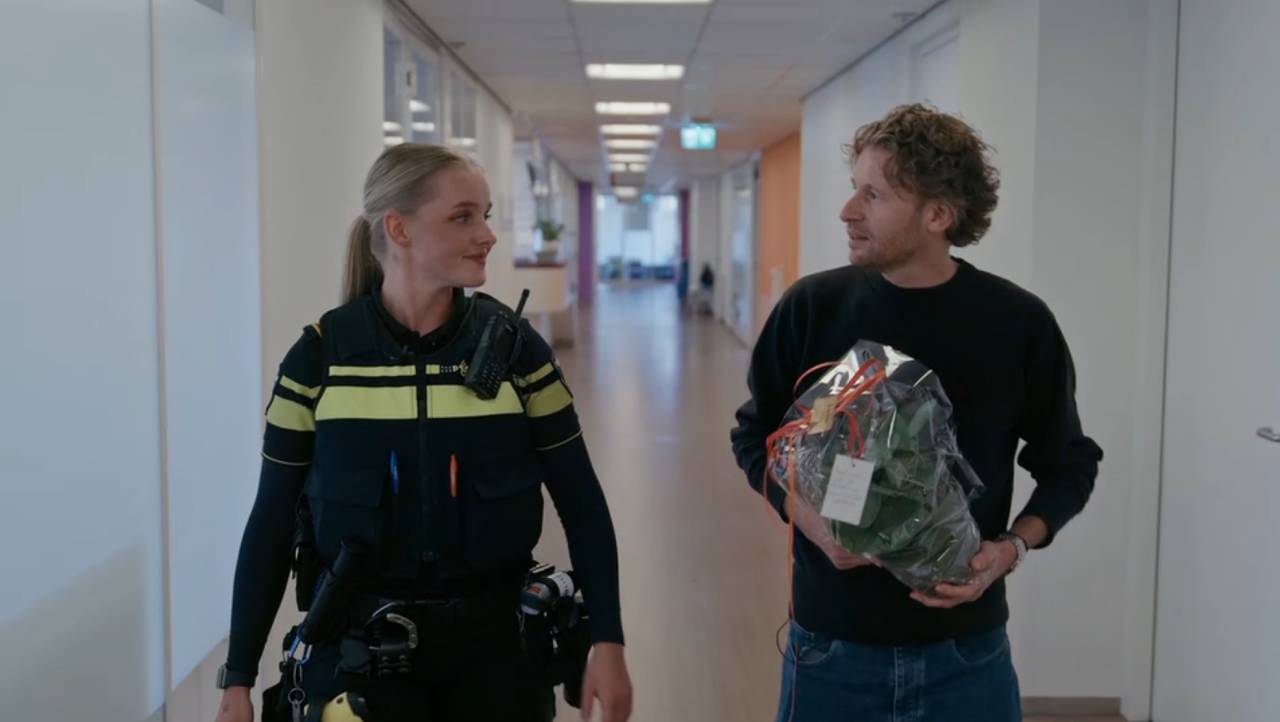Nederland leeft mee met agent Maikel uit Bureau Utrecht: collega's starten actie na aangrijpend tv-m