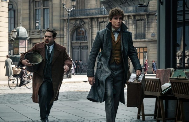 Dan Fogler en Eddie Redmayne in Fantastic Beasts: The Crimes of Grindelwald