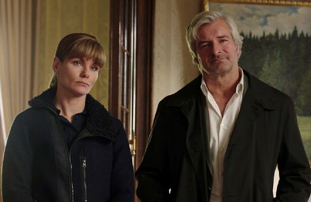 Angela Schijf en Victor Reinier in Flikken Maastricht