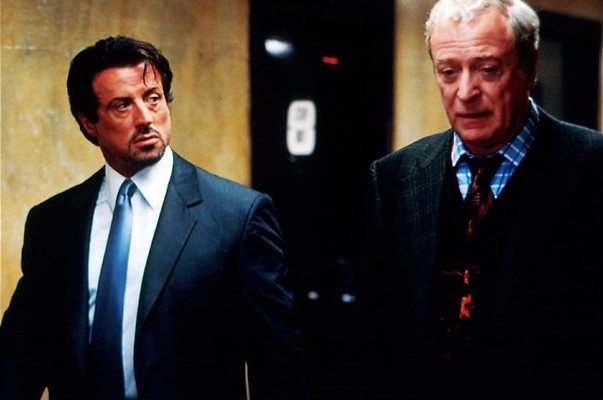 Sylvester Stallone spoort een moordenaar op