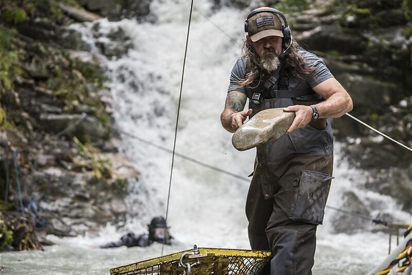 Goud in ijskoude bergrivieren